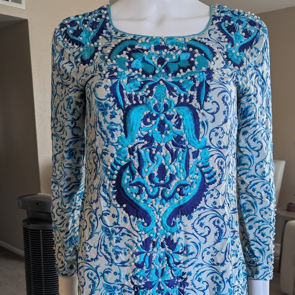 Elegant Blue Patterned Dress - Picture 8 of 10